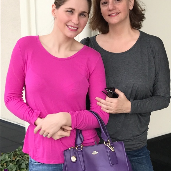 Meet your Posher, Cheri - Picture 1 of 1